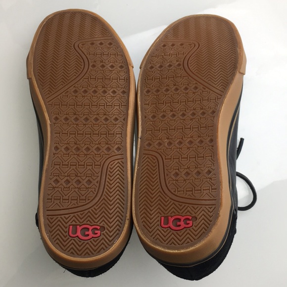 Ugg Brock Luxe Black Leather Sneakers Mens New - Picture 6 of 7